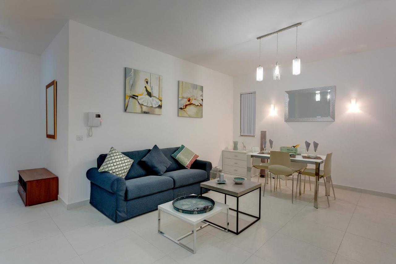 Modern Apartment In The Best Location, Perfect For Families Sliema Luaran gambar