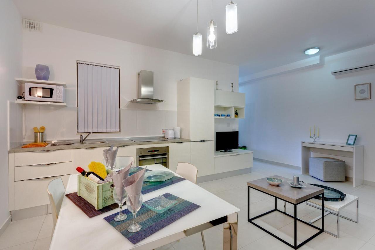 Modern Apartment In The Best Location, Perfect For Families Sliema Luaran gambar